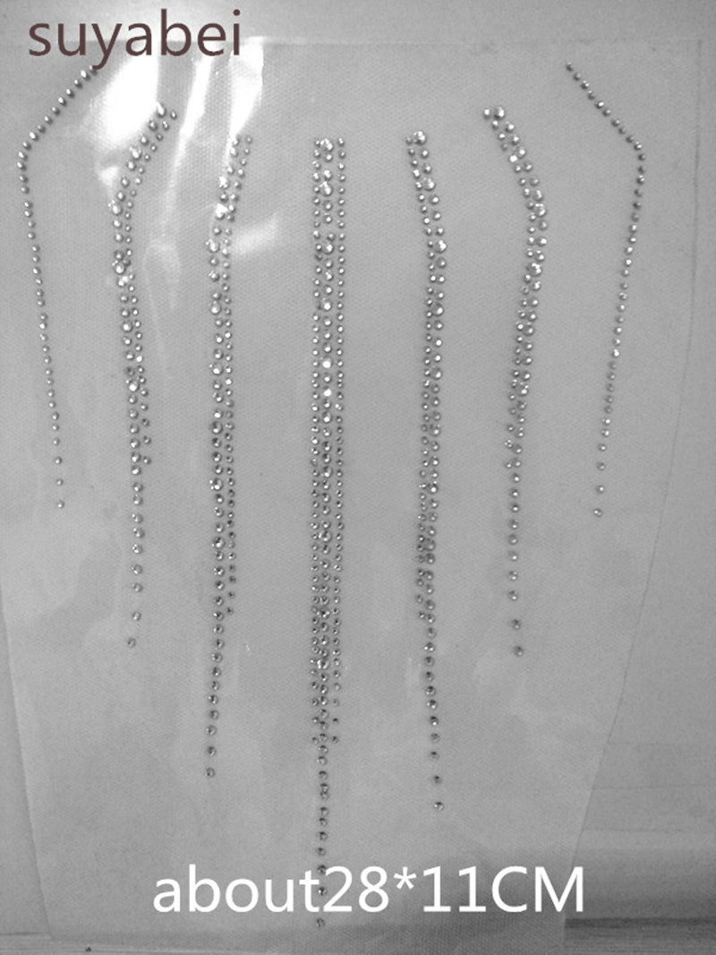 Hotfix Rhinestone Sheet - แพทช์ลายริ้นสโตนรูปน้ำตก 2 ชิ้น/ชุด สำหรับรีดติดเสื้อ