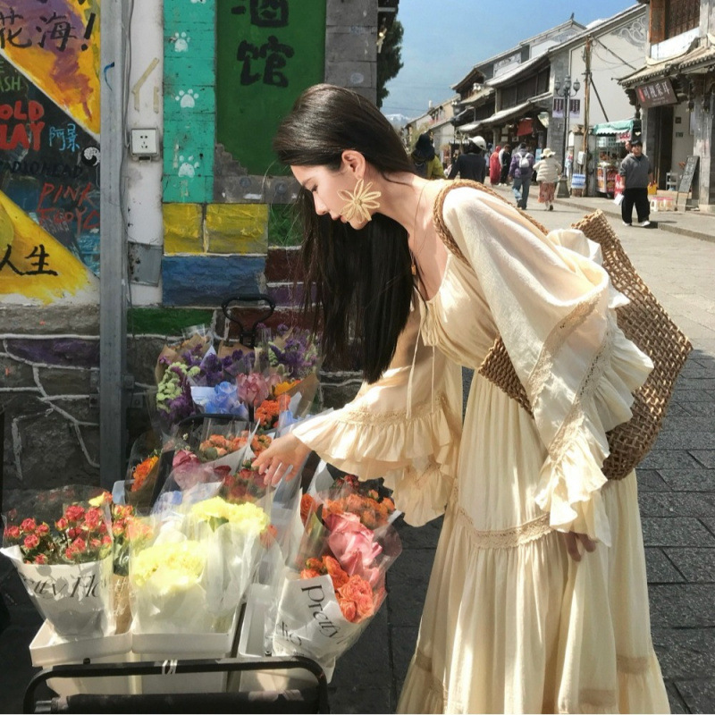เดรสยาวทรงทรัมเป็ต คอเหลี่ยม แ - Embellish Knit บทวิจารณ์และราคา